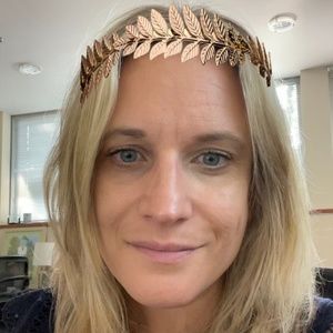 Meet your Posher, Christine